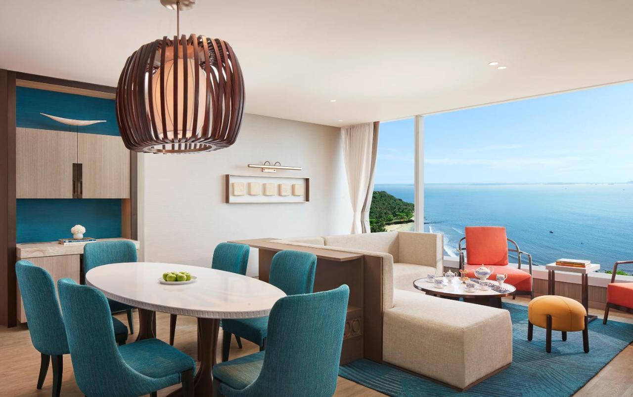 Taj Cidade De Goa Horizon, Goa Panaji Ngoại thất bức ảnh A suite at the InterContinental
